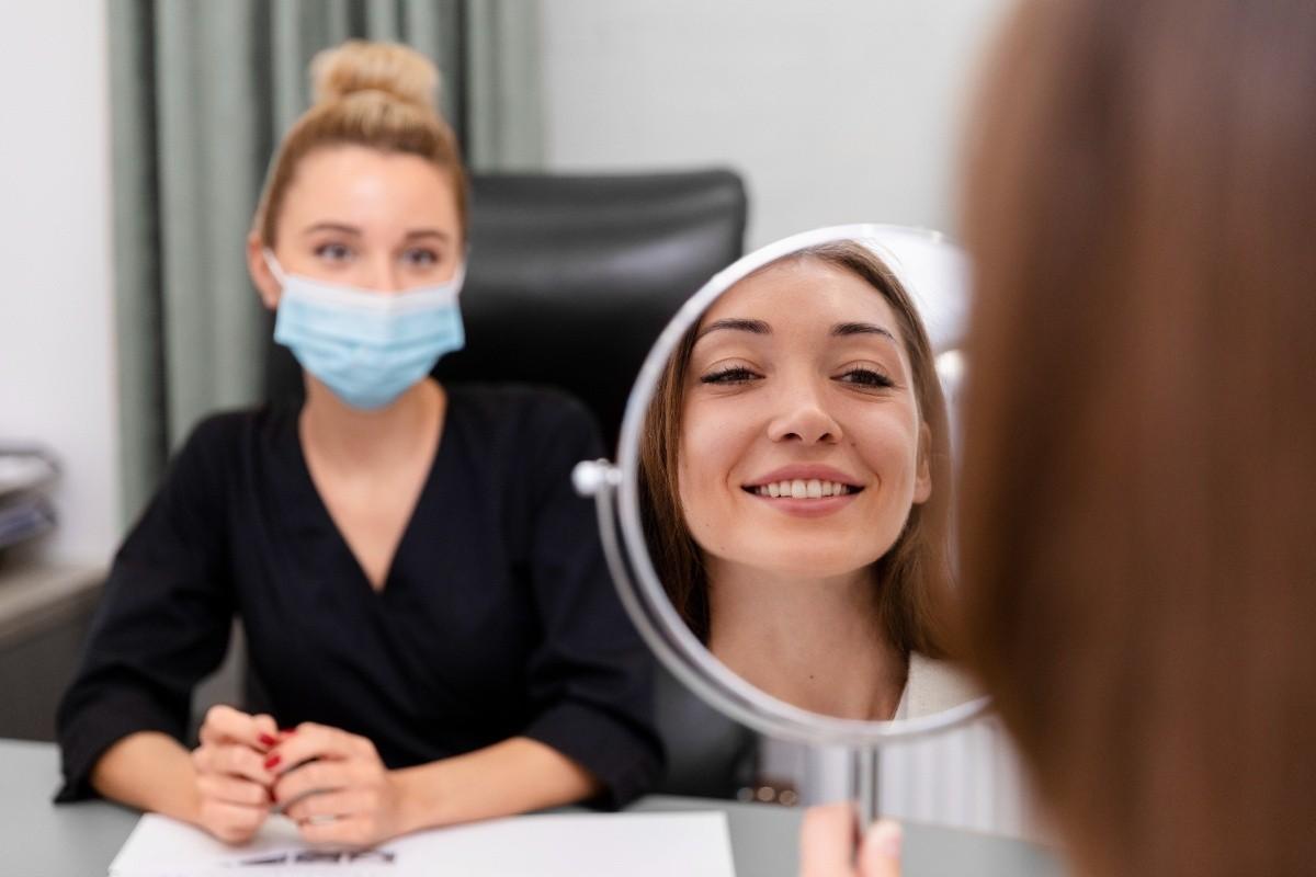 Featured image for “Are Veneers Peabody Right for Chips, Stains, or Uneven Teeth?”